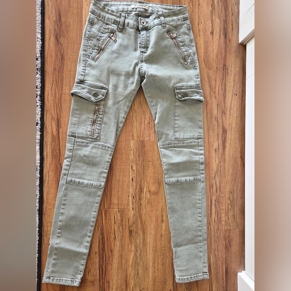 Khaki Skinny Cargo Jeans for Women